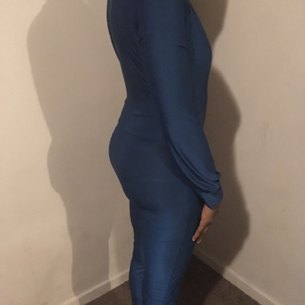 Long sleeve Gently used body suit - Picture 2 of 7